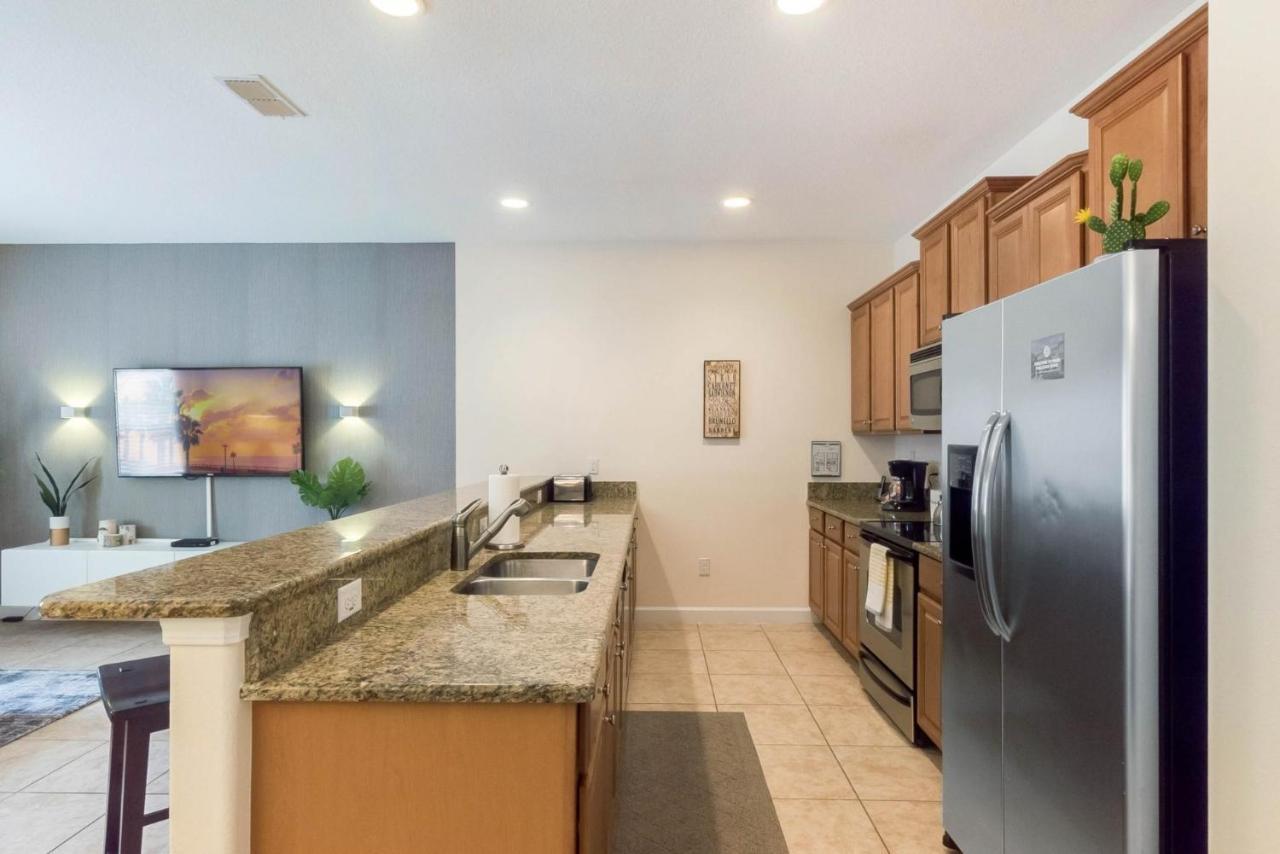 Townhome W Pool Near Disney & Orlando Attractions Киссимми Экстерьер фото